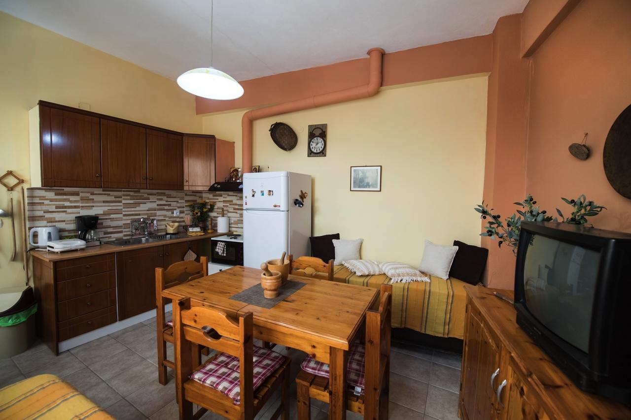 Manthiata Studios Exanthia Экстерьер фото